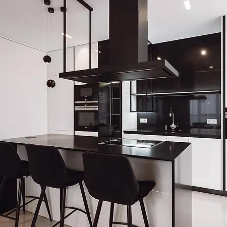 Noviy Bereg Luxury Apartment Odesa