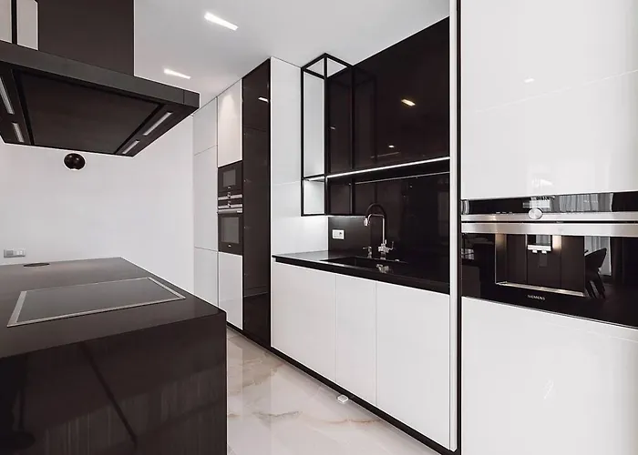 Noviy Bereg Luxury Apartment *